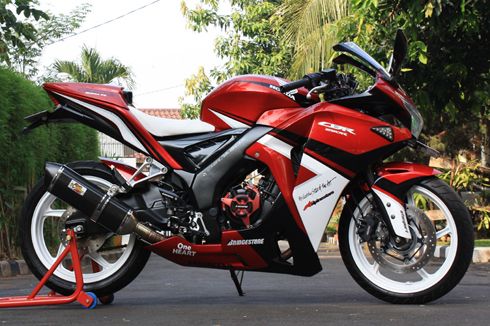 Honda-CBR-250-2.jpg