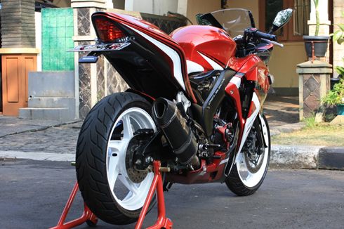 Honda-CBR-250-5.jpg