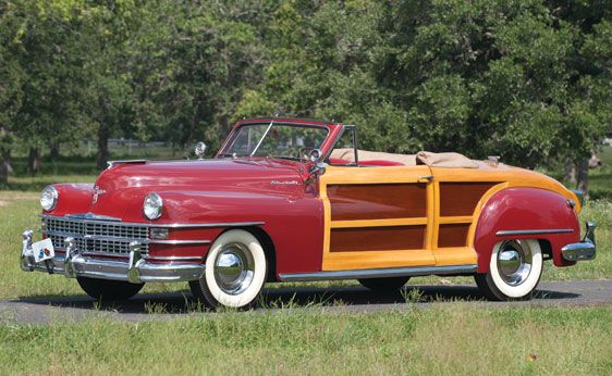 1946 Chrysler Town &amp; Country Roadster