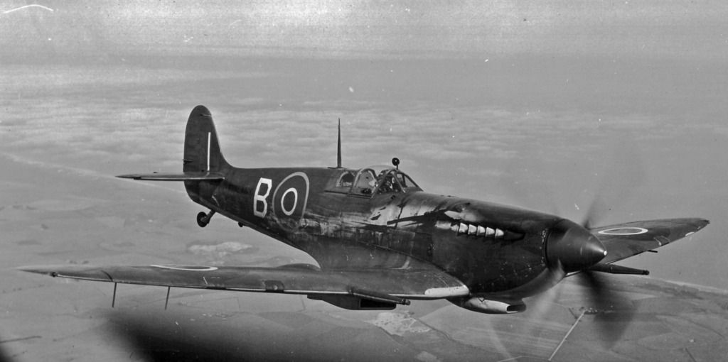 http://i1228.photobucket.com/albums/ee456/OneEighthBit/Misc/Supermarine%20Seafire%2012%20Royal%20Navy%20Fleet%20Air%20Arm%201945.jpgoriginal_zpsxqddqkns.jpg