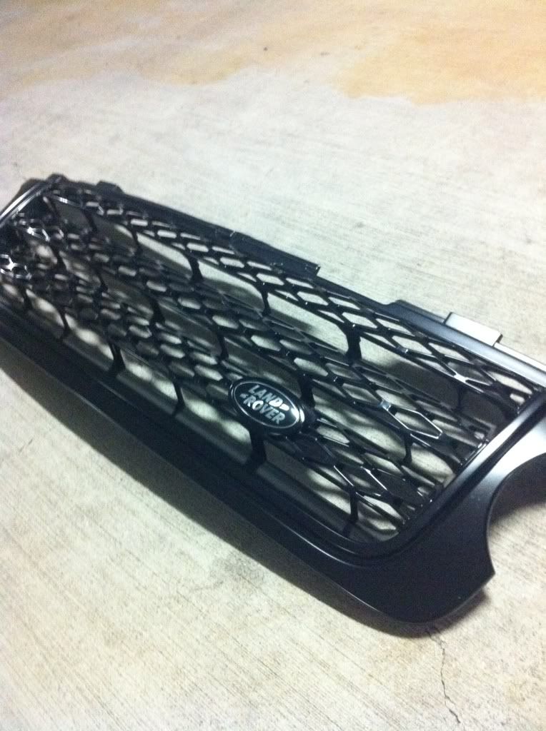 Anybody want to buy my matte black grill off my fullsize RR