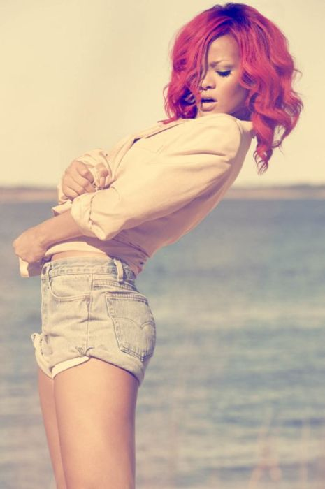 rihanna with red hair loud. Rihanna went out of her way to
