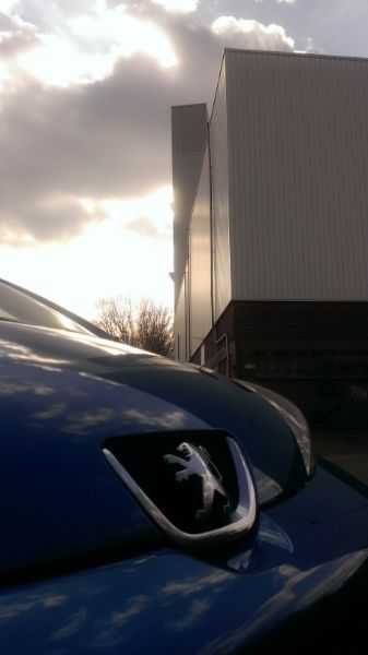 http://i1228.photobucket.com/albums/ee457/Rolf92/Peugeot%20107/184a1207-62ed-4525-81cf-2382fb716f1a.jpg