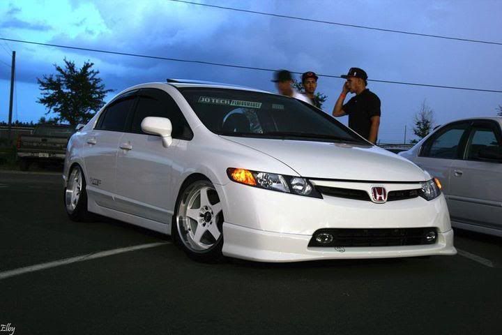 2008 White honda civic si four door sedan